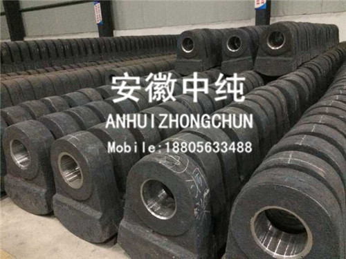 破碎机高端复合锤头2